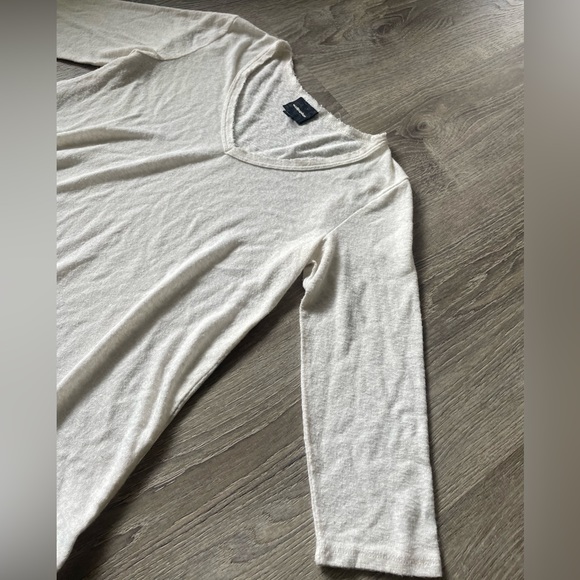 wallpapher Medium Cream Half Sleeve Womens Blouse - Picture 3 of 6